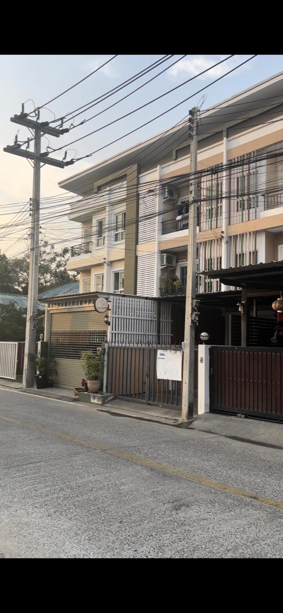 The European House Pattaya Bed & Breakfast エクステリア 写真