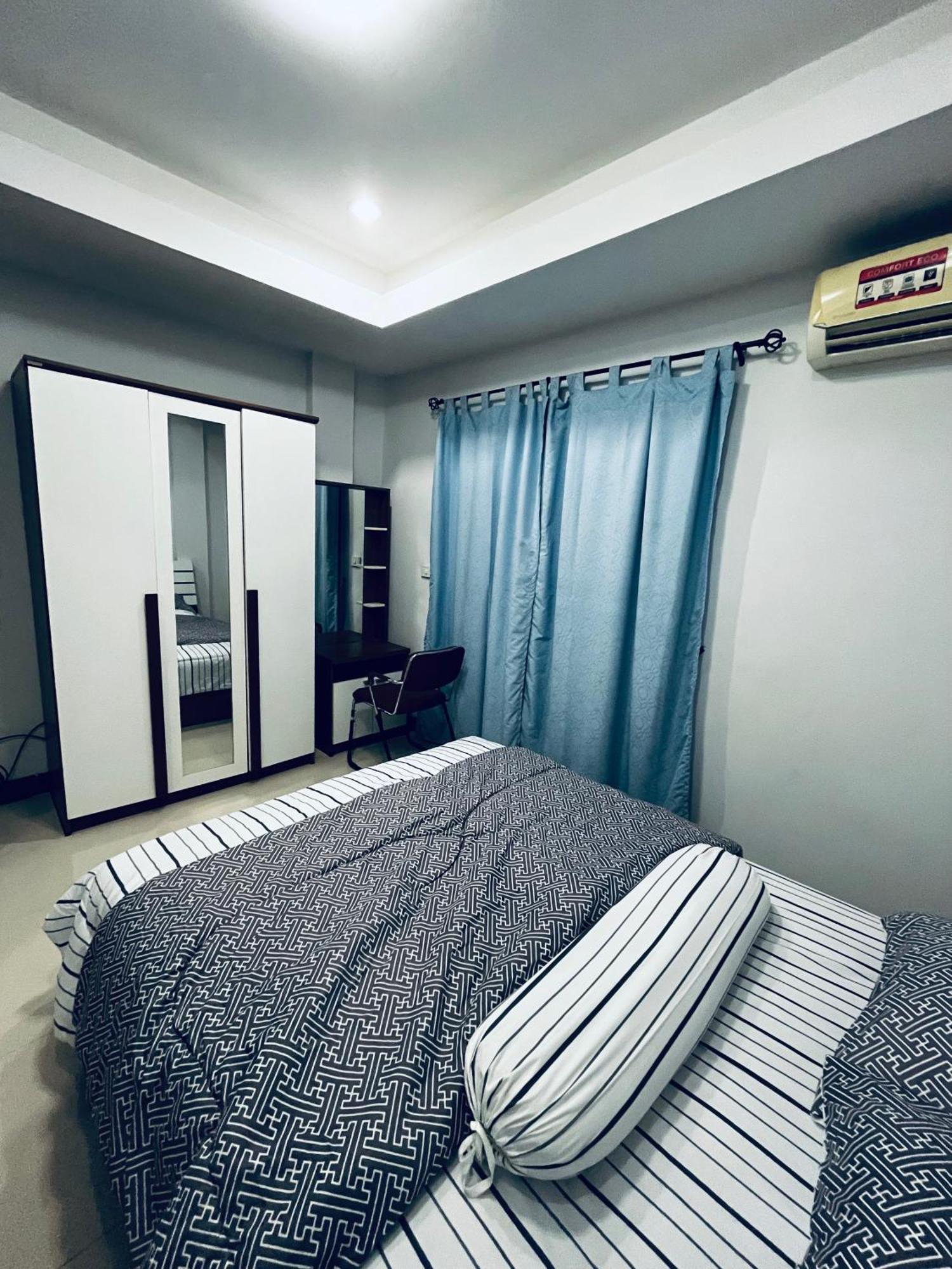 The European House Pattaya Bed & Breakfast エクステリア 写真