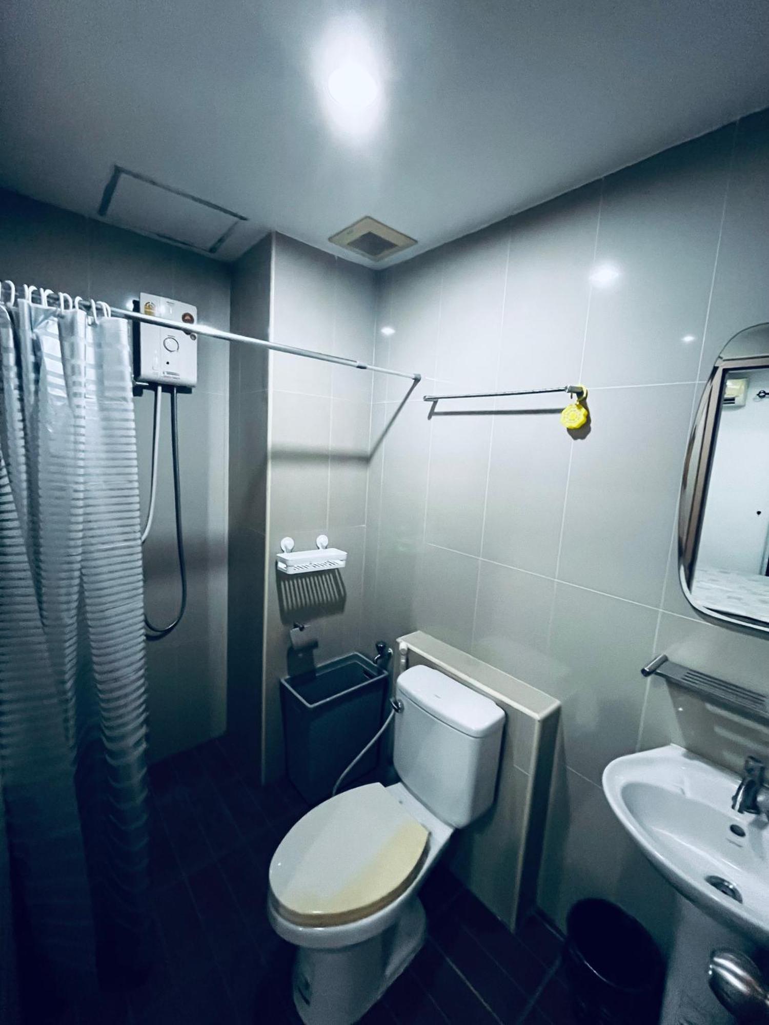 The European House Pattaya Bed & Breakfast エクステリア 写真