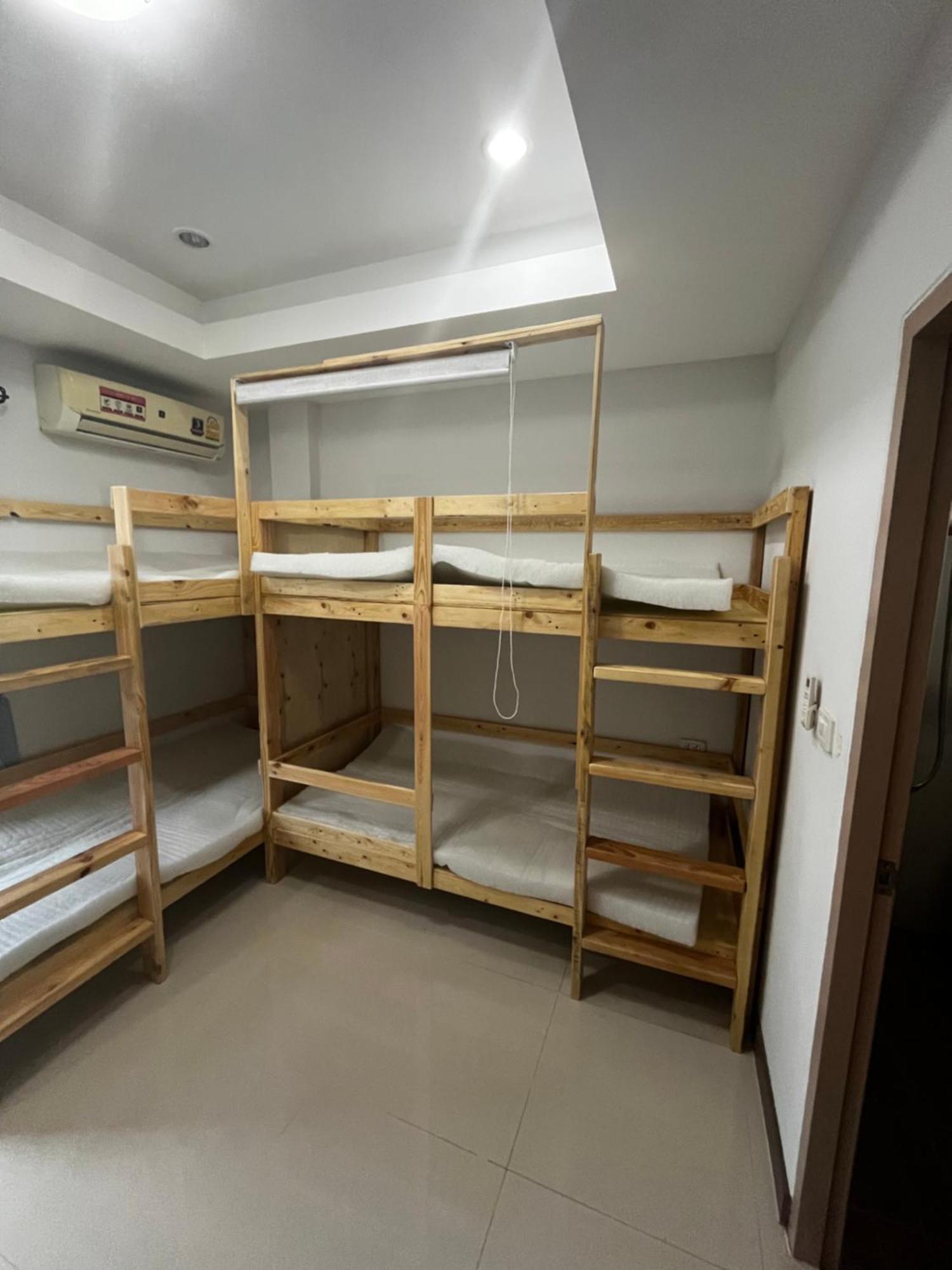 The European House Pattaya Bed & Breakfast エクステリア 写真