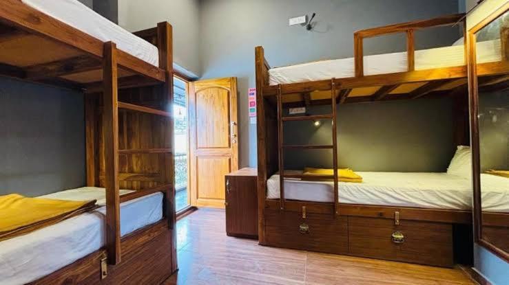 The European House Pattaya Bed & Breakfast エクステリア 写真